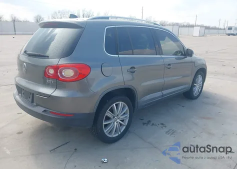2011 Volkswagen Tiguan Se из США, поврежденный, VIN WVGAV7AX8BW546213